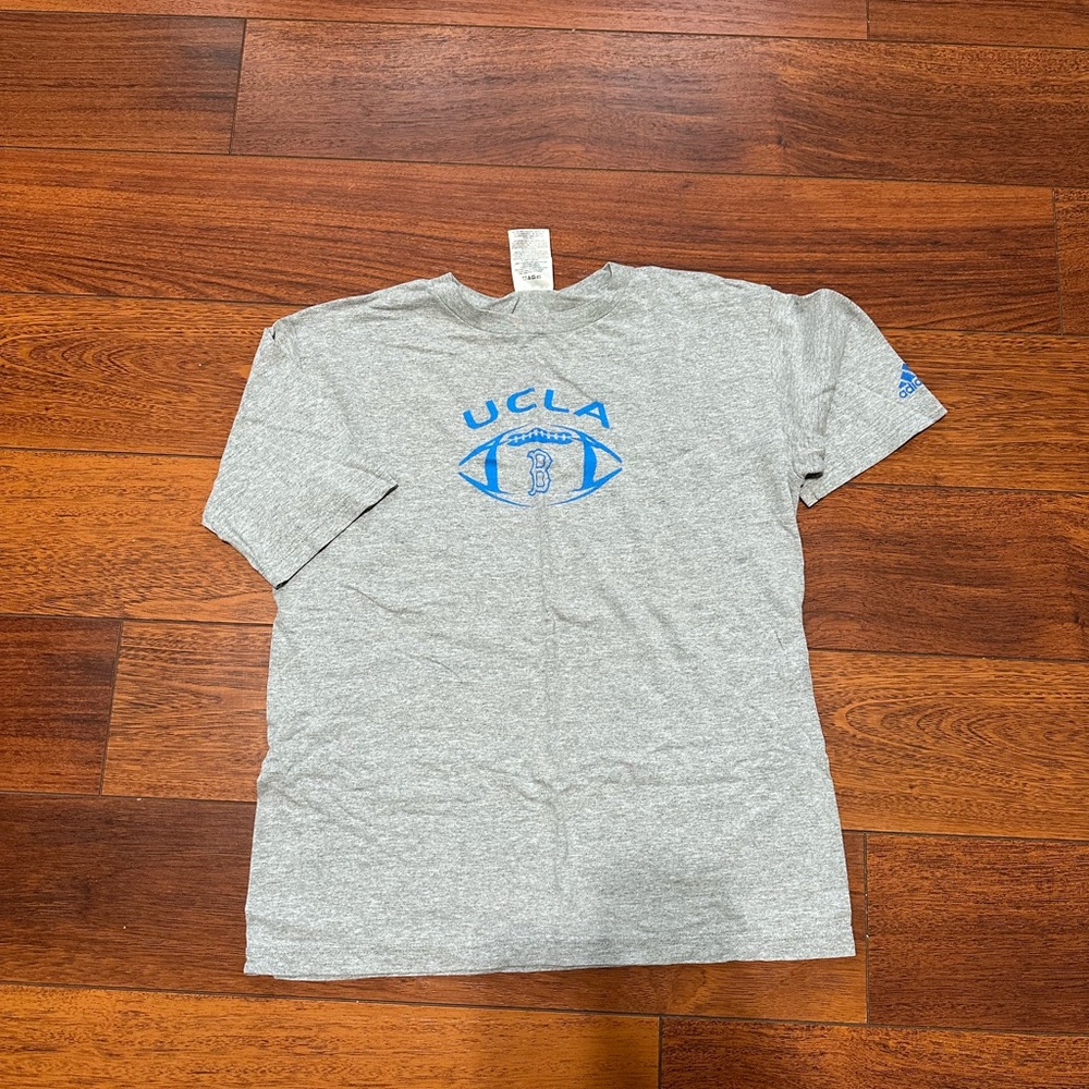 UCLA Grey TShirt Size XL